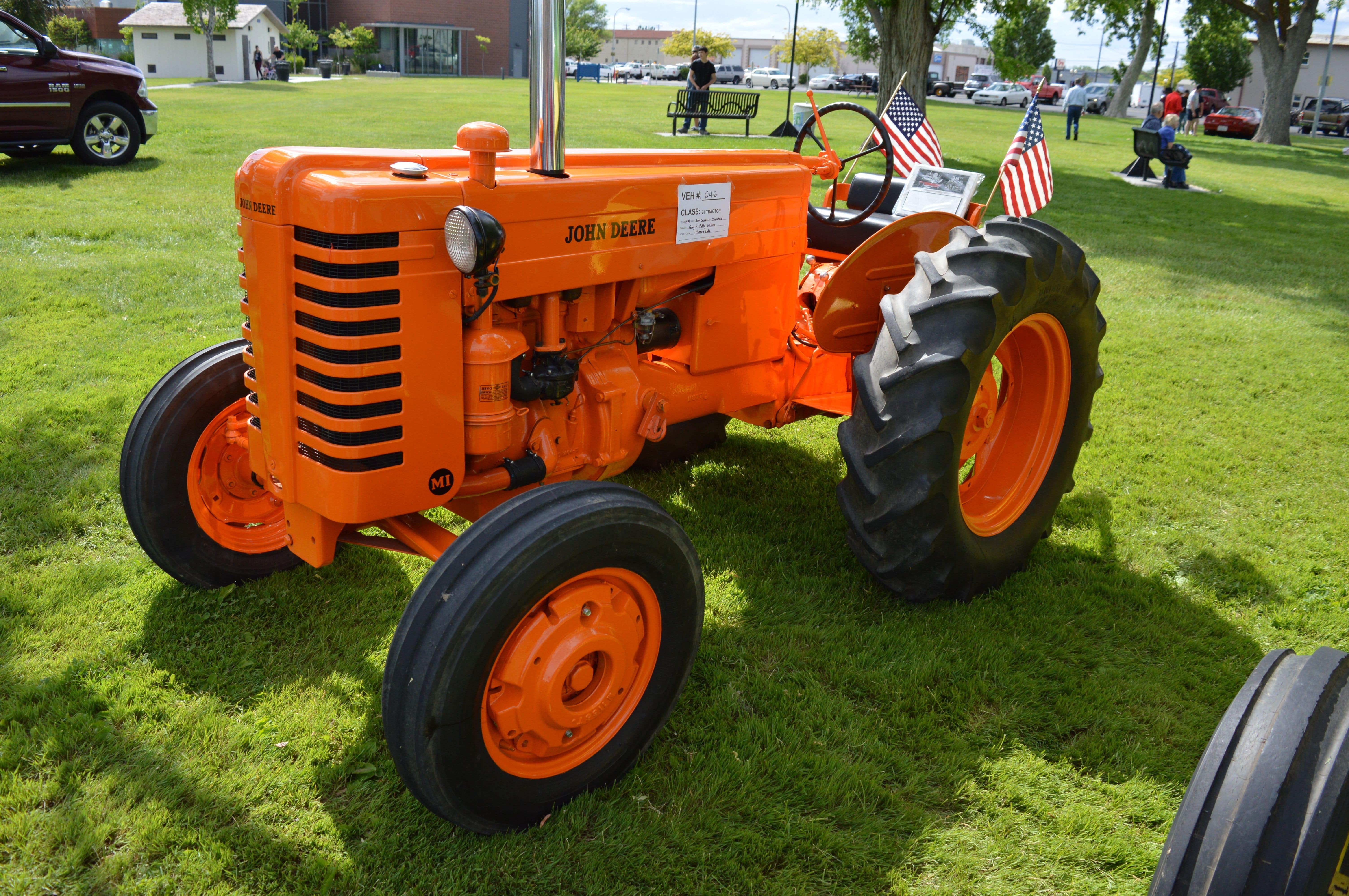 1951 John Deere Industrial - Best Tractor - Gary Wilson