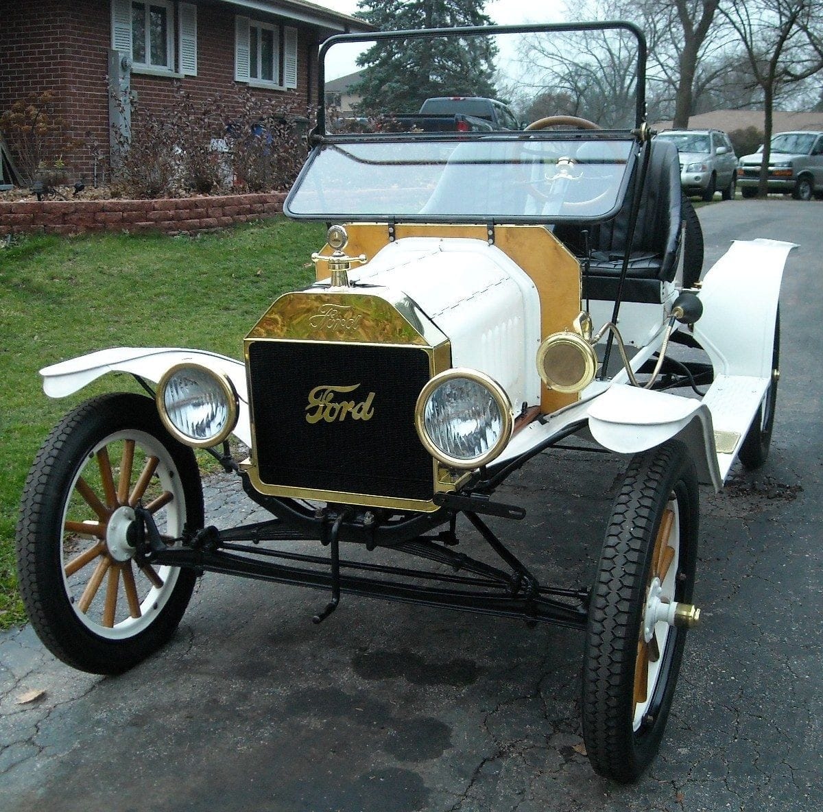 Jeff & Rose Lawrence - Ford Model T 1915 Speedster