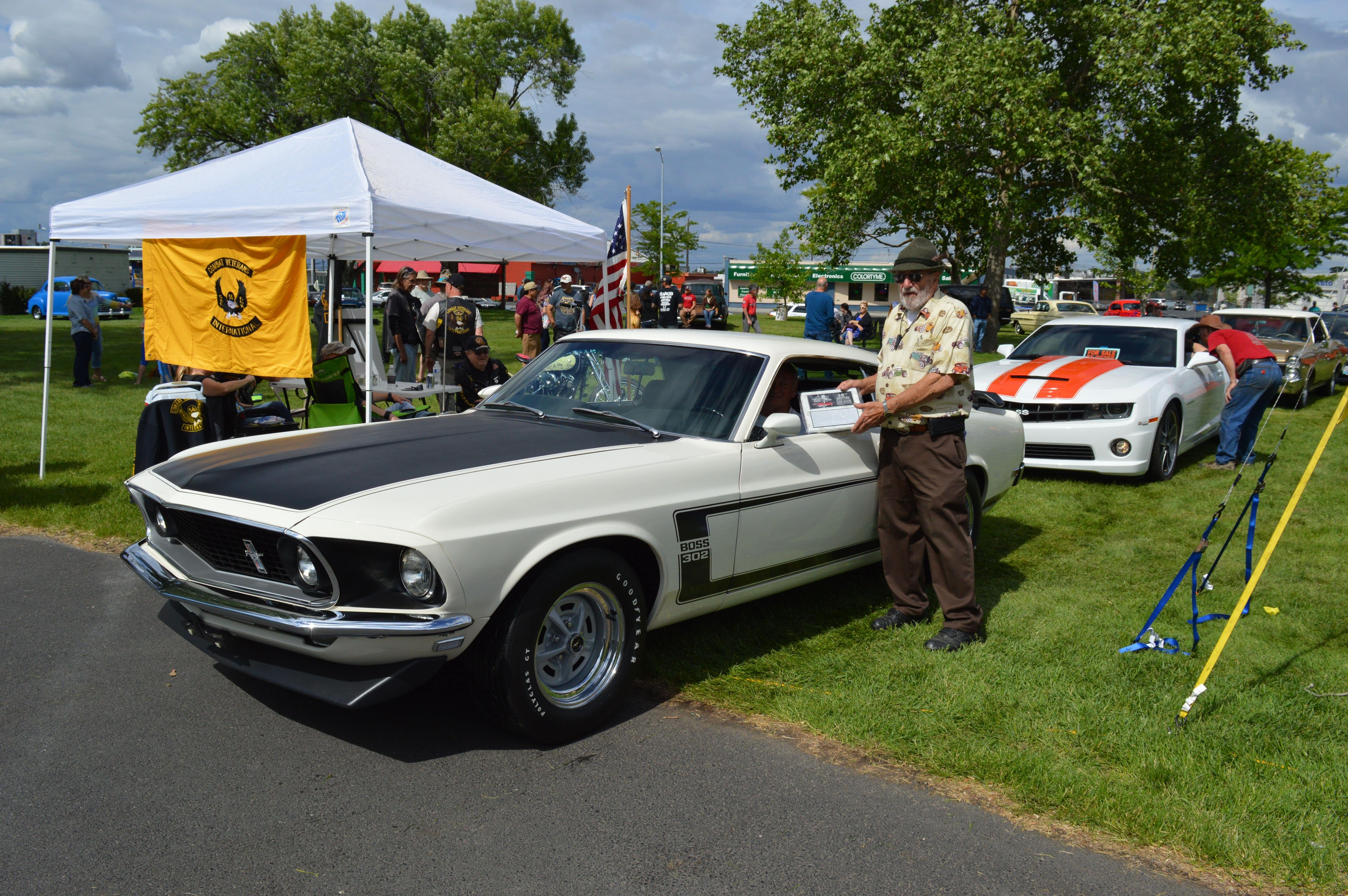 1969 Ford Mustrang Boss 302 - Fire Chief Choice - Dick Knight